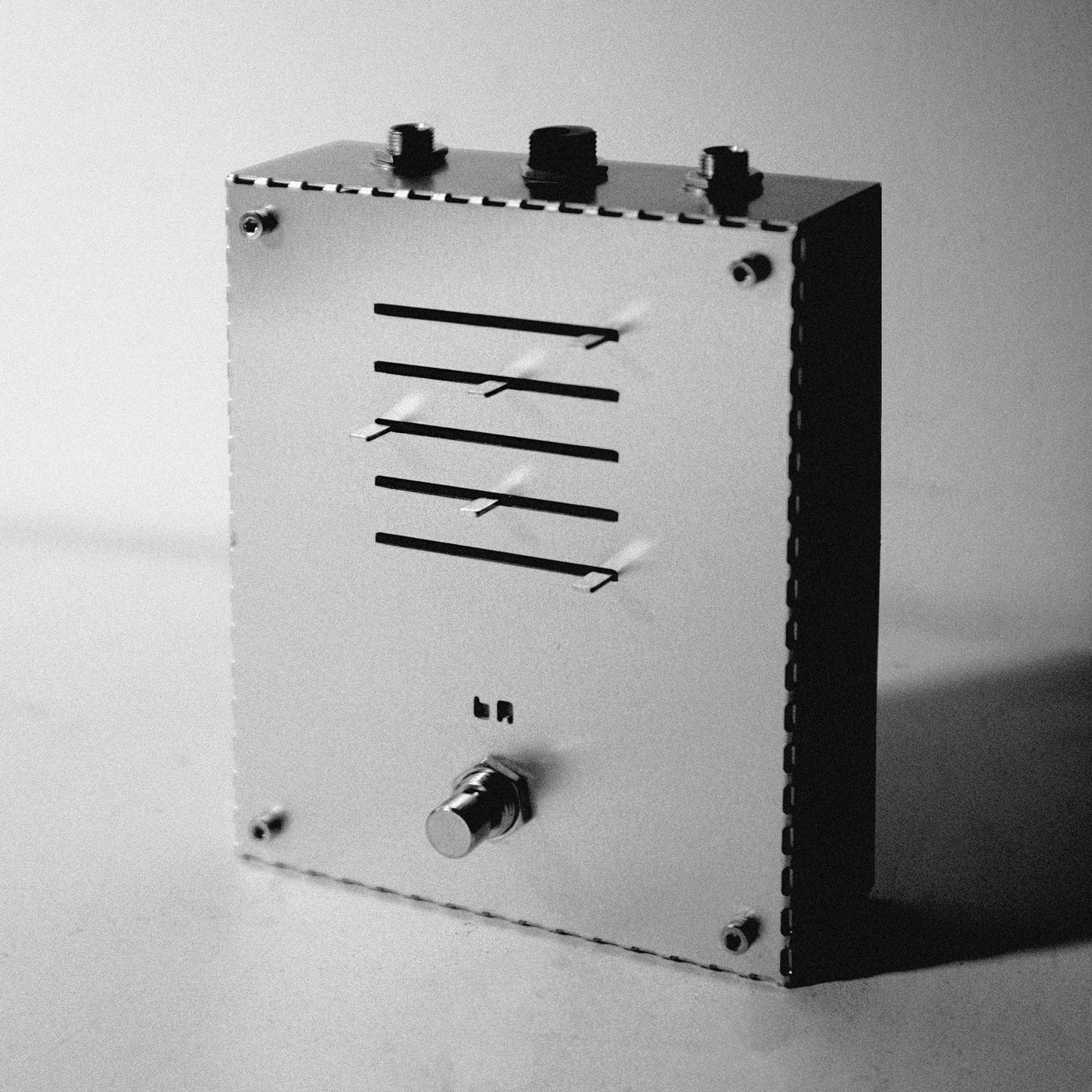 DIY CONCRETE DISTORTION